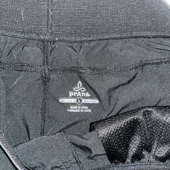 PrAna men’s 10” inseam Black Hiking Yoga gym work out Shorts 32-36 waist Large - Picture 4 of 6
